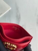 CHANEL 19 CARD HODLER