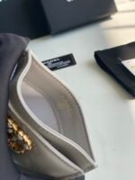 CHANEL 19 CARD HOLDER