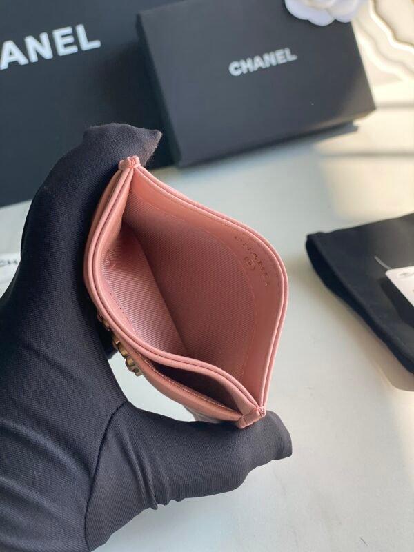 CHANEL 19 CARD HOLDER