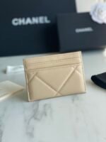 CHANEL 19  CARD HOLDER