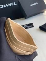 CHANEL 19  CARD HOLDER