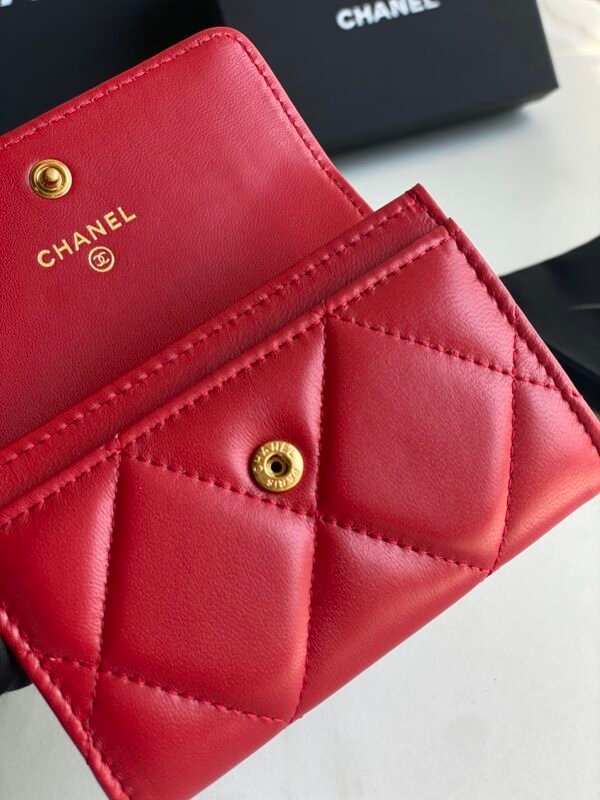 CHANEL 19 FLAP CARD HOLDER