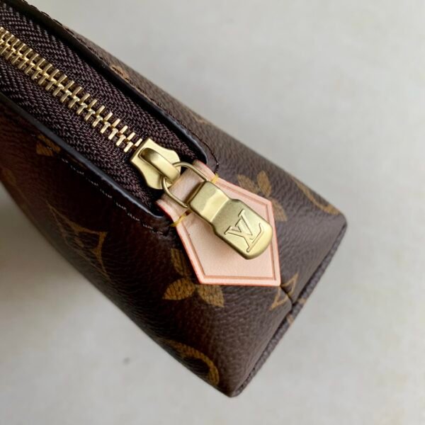 Louis Vuitton Pochette Cosmetique