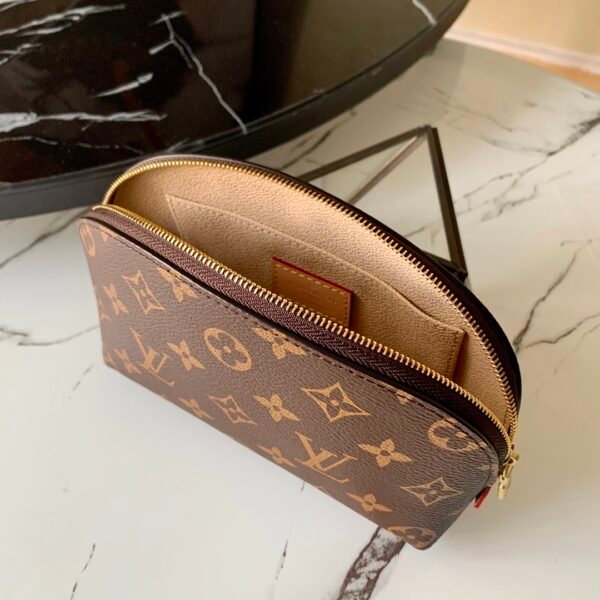 Louis Vuitton Pochette Cosmetique