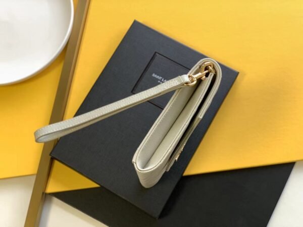 CASSANDRE SAINT LAURENT MATELASSÉ FLAP POUCH IN QUILTED GRAIN DE POUDRE EMBOSSED LEATHER