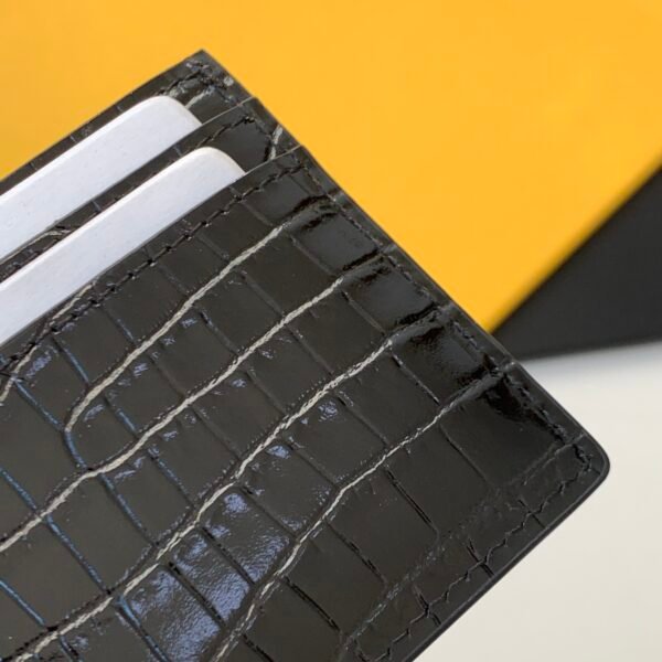 CASSANDRE MATELASSÉ CARD CASE IN GRAIN DE POUDRE EMBOSSED LEATHER