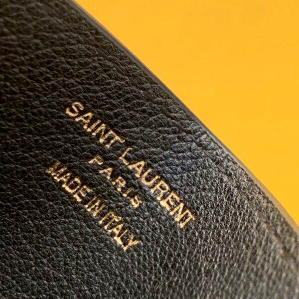 CASSANDRE MATELASSÉ CARD CASE IN GRAIN DE POUDRE EMBOSSED LEATHER