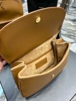 CHARLIE MEDIUM SHOULDER BAG IN SMOOTH LEATHER