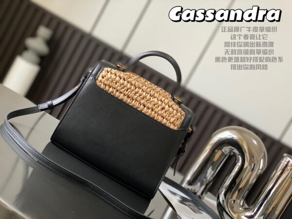 CASSANDRA MEDIUM CHAIN BAG IN CROCODILE-EMBOSSED SHINY LEATHER