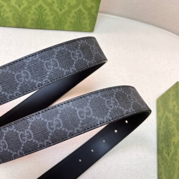 GG belt with silver buckle