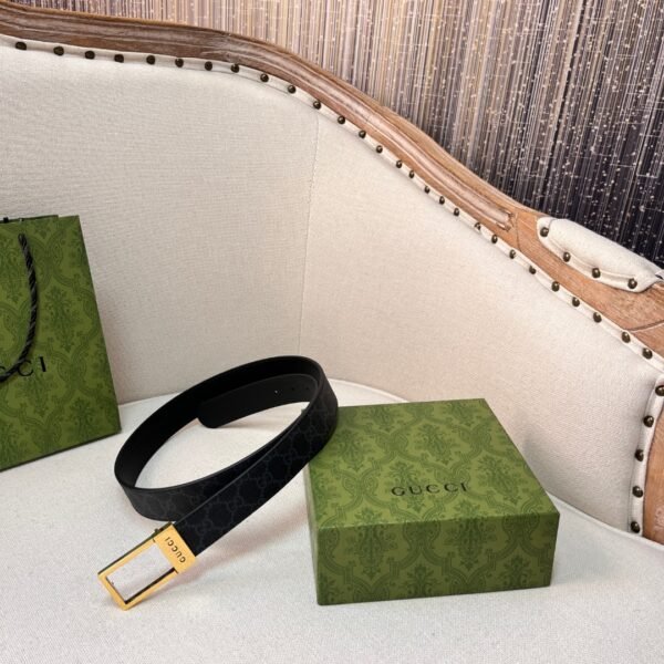 GG belt with silver buckle