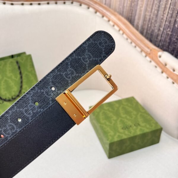 GG belt with silver buckle