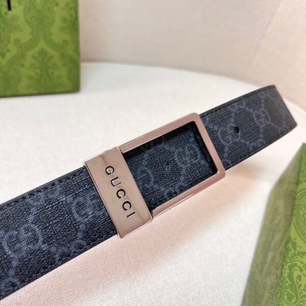 GG belt with silver buckle