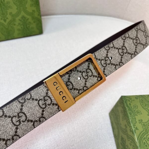 GG belt with silver buckle