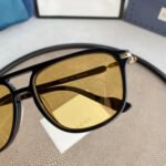 AVIATOR SUNGLASSES
