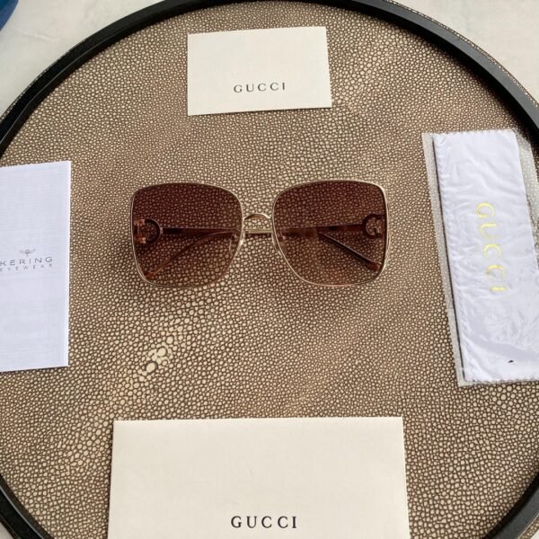 GUCCI SUNGLASSES