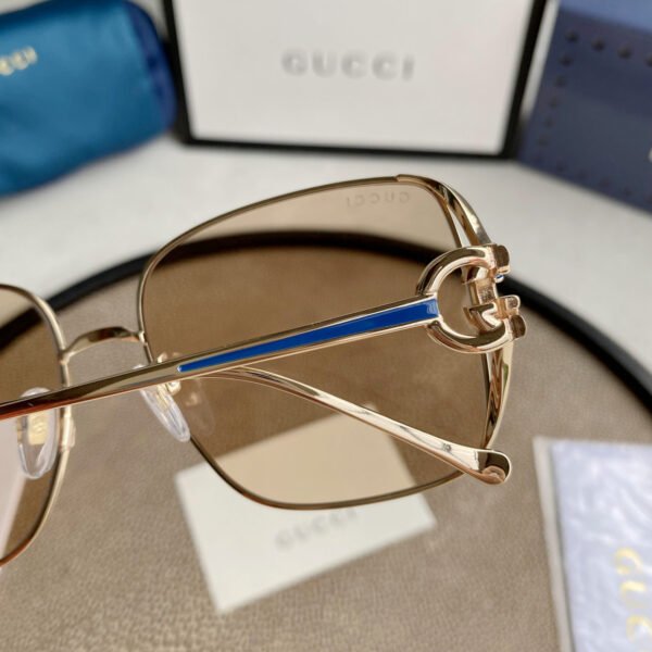 GUCCI SUNGLASSES