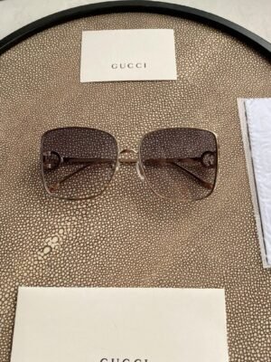 GUCCI SUNGLASSES