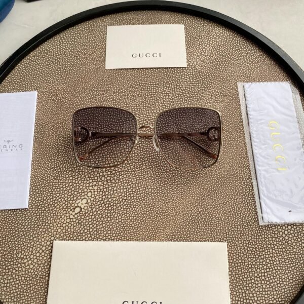 GUCCI SUNGLASSES