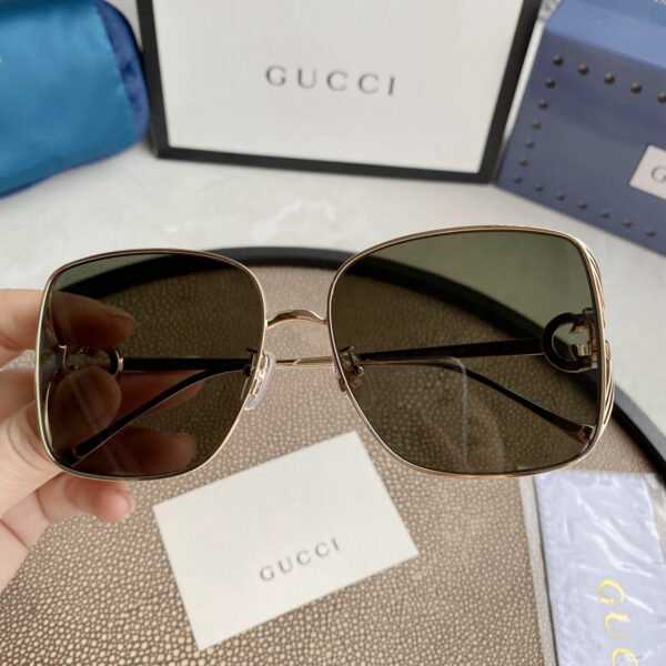 GUCCI SUNGLASSES