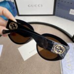 OVERSIZED ROUND SUNGLASSES