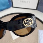 OVERSIZED ROUND SUNGLASSES