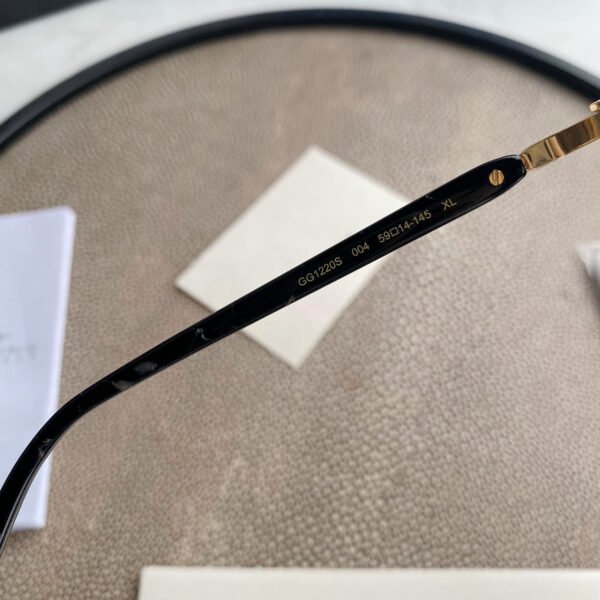 GUCCI EYEWEAR SUNGLASSES