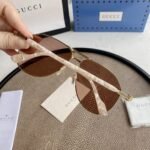 AVIATOR FRAME SUNGLASSES