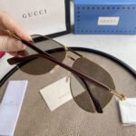 AVIATOR FRAME SUNGLASSES