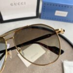 AVIATOR FRAME SUNGLASSES