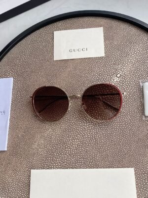 Chloé Eyewear engraved-logo round-frame sunglasses