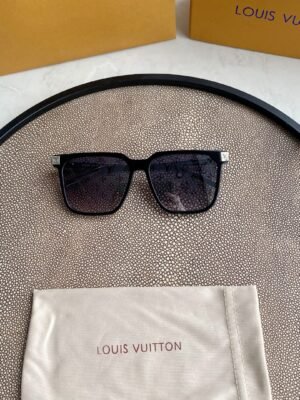 LOUIS VUITTON | rise square sunglasses