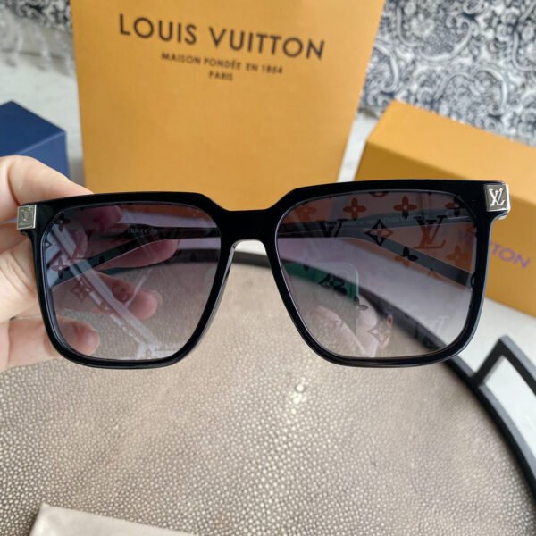 LOUIS VUITTON | rise square sunglasses