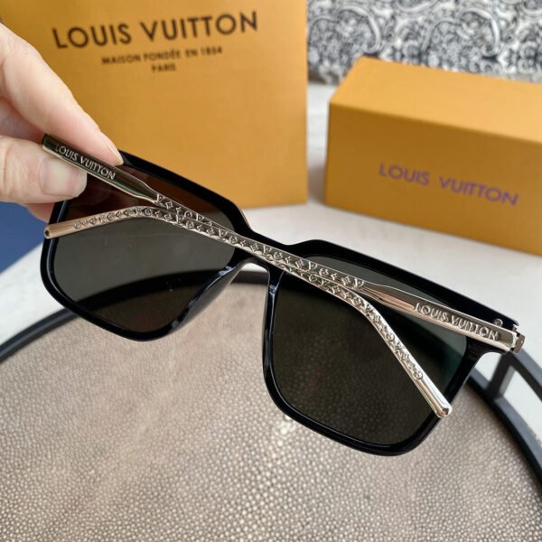 LOUIS VUITTON | rise square sunglasses