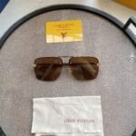 LV GOLD AVIATOR SUNGLASSES