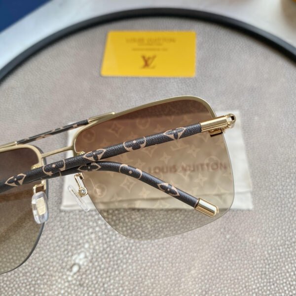aviator sunglasses