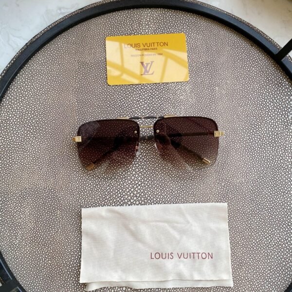 aviator sunglasses
