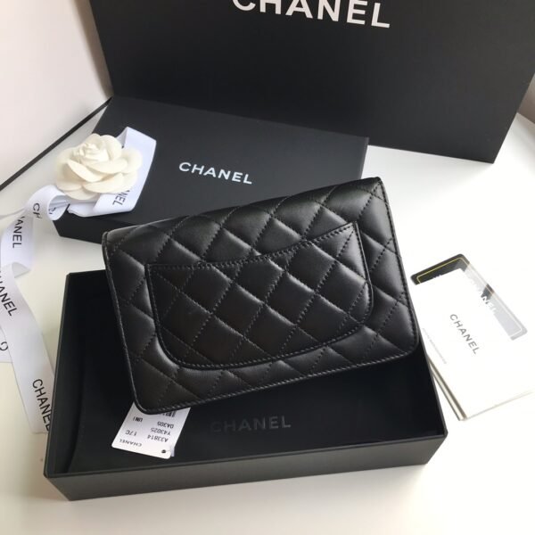 Chanel WOC