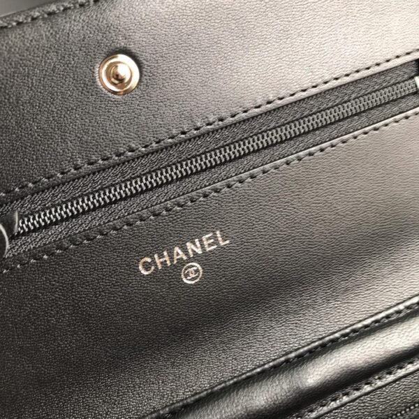 Chanel WOC