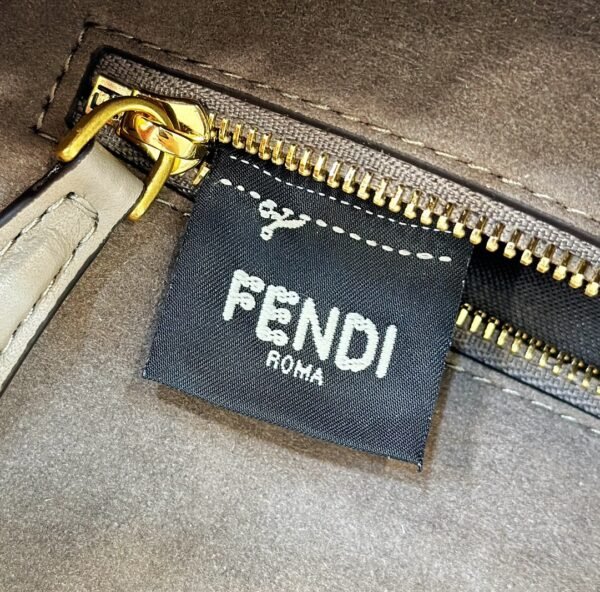 Fendi Chain Shoulder Bag