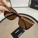 CHANEL Sunglasses