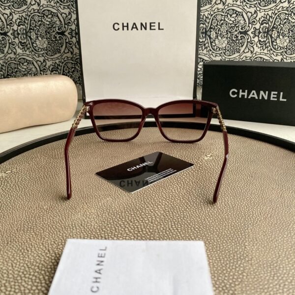 CHANEL Sunglasses