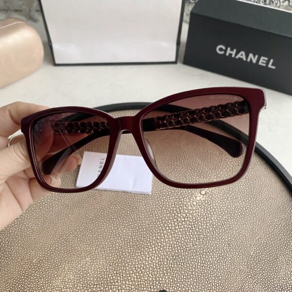 CHANEL Sunglasses