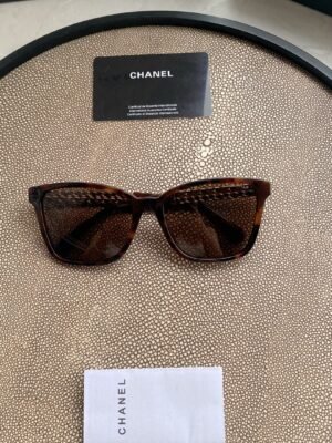 CHANEL Sunglasses