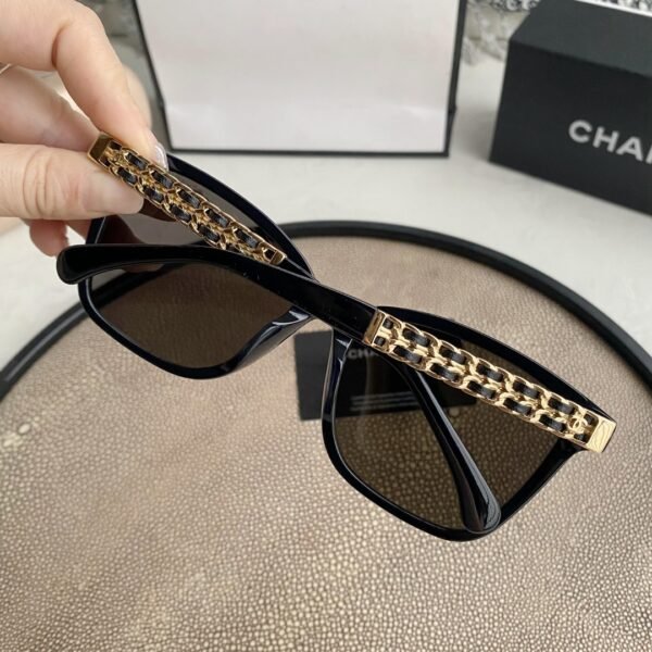 CHANEL Sunglasses