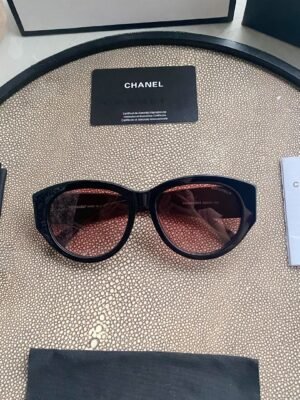 CHANEL Sunglasses
