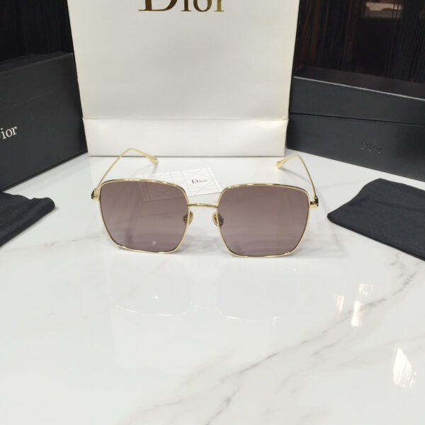 STELLAIRE Sunglasses