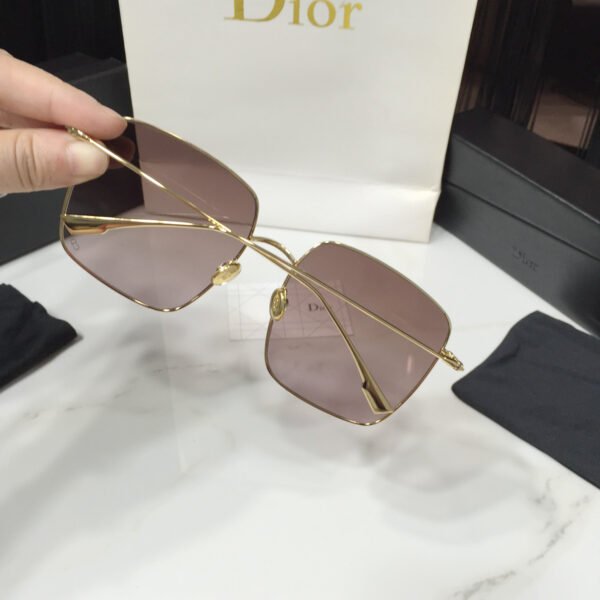 STELLAIRE Sunglasses