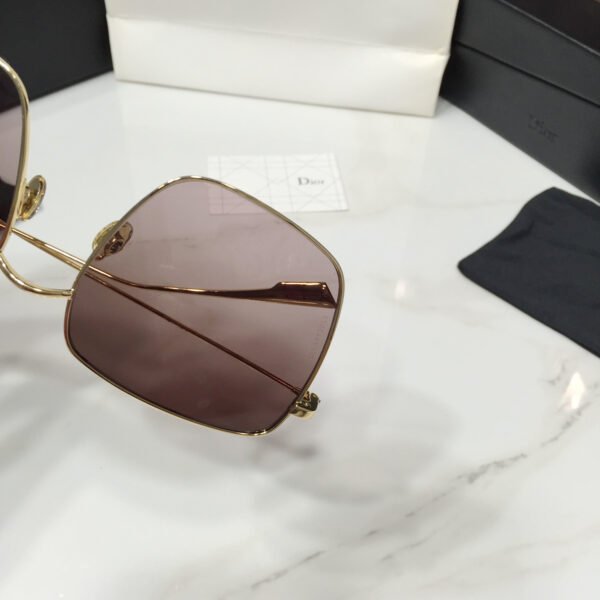 STELLAIRE Sunglasses