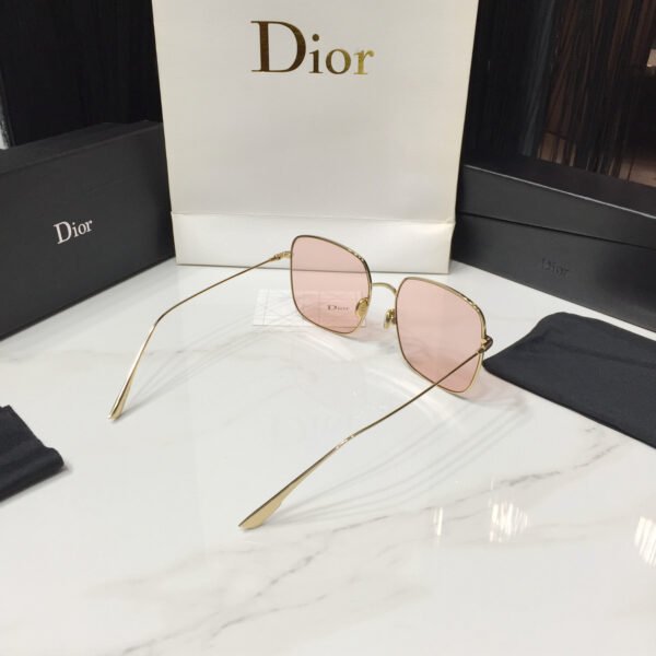 STELLAIRE Sunglasses